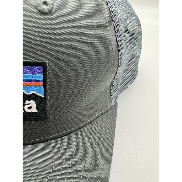 Patagonia Gray P-6 Logo Trucker Hat Mesh Snap Back Organic Cotton Hat Cap OSFM - Picture 3 of 9